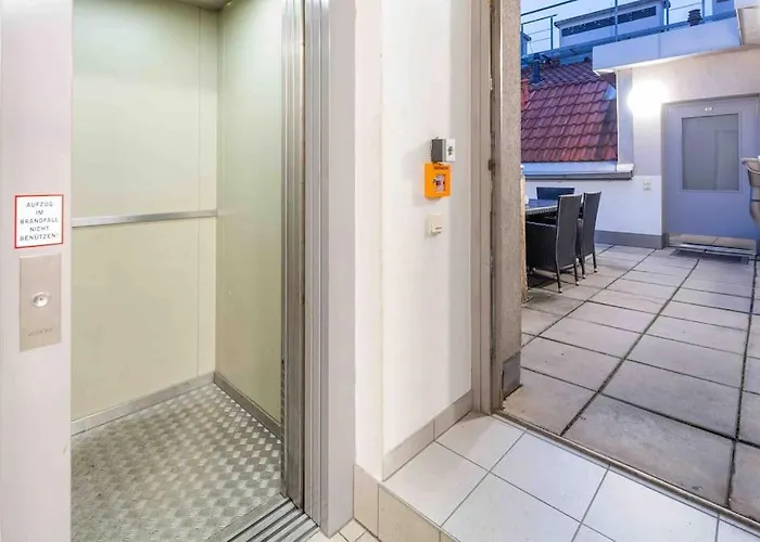 „royal Loft View“ Rooftop Naehe Stadtzentrum Apartman