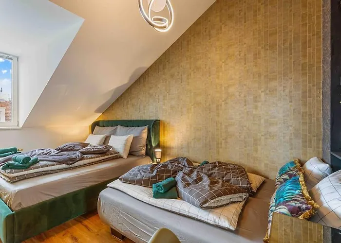 „royal Loft View“ Rooftop Naehe Stadtzentrum Apartman *